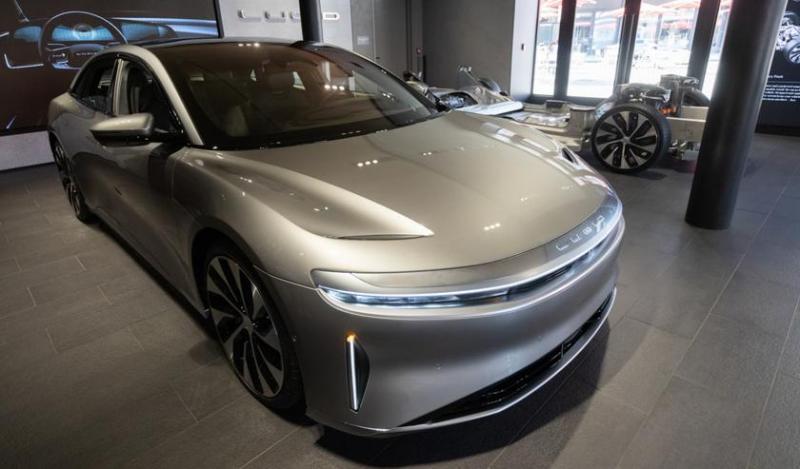 Lucid Motors теряет треть миллиона долларов на каждом произведенном электромобиле