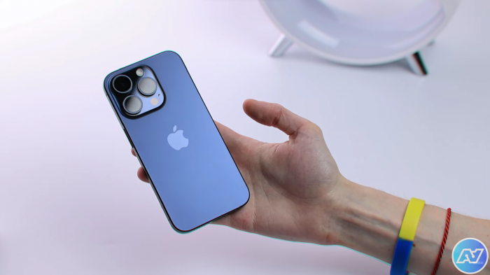 Обзор Apple iPhone 15 Pro (Эпл Айфон 15 О) - характеристики, цена, фото, видео