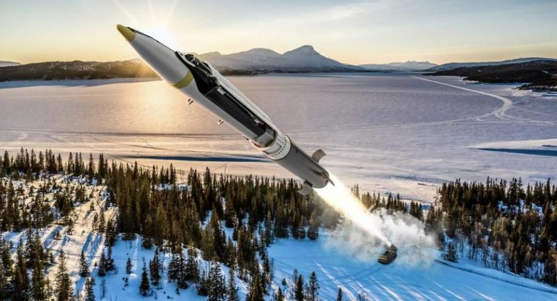 По плану: Boeing и Saab рассказали, когда поставят Украине снаряды GLSDB для РСЗО с дальностью поражения до 150 км