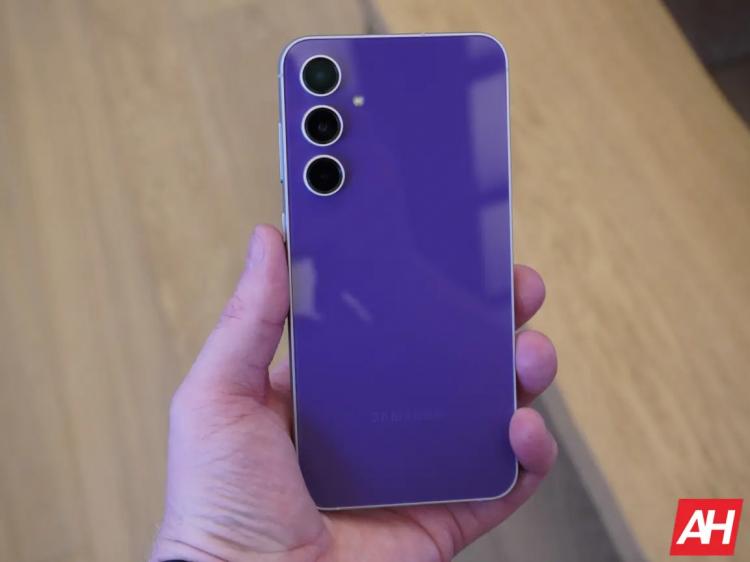 Samsung Galaxy S23 FE представлен по цене от $599