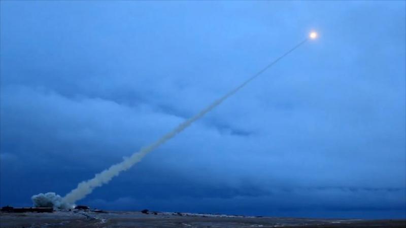 Россияне, возможно, готовятся к испытанию межконтинентальной крылатой ракеты SSC-X9 Skyfall с ядерной установкой — она никогда не летала более чем на 35 км, а предыдущие 13 испытаний провалились, в результате чего погибло семь человек