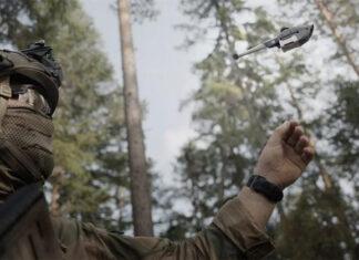 Teledyne FLIR представила новейшую версию нано-дрона Black Hornet – обновлённый БПЛА имеет 12-МП камеру, тепловизор и дальность 2 км