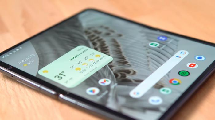 В коде приложения Pixel Buds есть новый складной пиксель — Fold 2 или Flip?