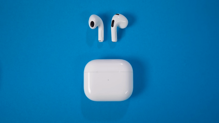 Все версии AirPods в ближайшие годы могут получить существенное обновление - Гурман