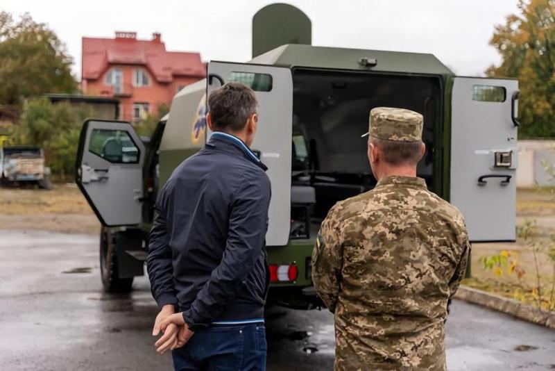 ВСУ получили бронеавтомобиль «Гурха» для эвакуации раненых военнослужащих; построен на базе Ford F-550 Super Duty