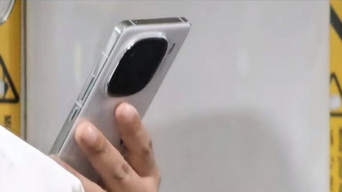 Xiaomi 14 покажет iPhone 15, кто «отец», Samsung занимается некромантией, а Apple придумала «Магическую» технологию