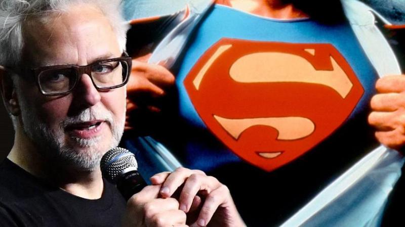 Джеймс Ганн продолжает подогревать интерес фанатов к предстоящему «Супермену: Наследие» и рассказал, когда мы сможем увидеть новый костюм Супермена