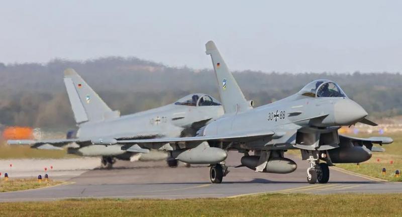 Германия пока не решила, будет ли продолжать закупку истребителей Eurofighter Typhoon Trance 5