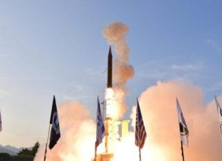 Израиль первым в истории перехватил баллистическую ракету в космосе – система Arrow сбила цель за пределами атмосферы
