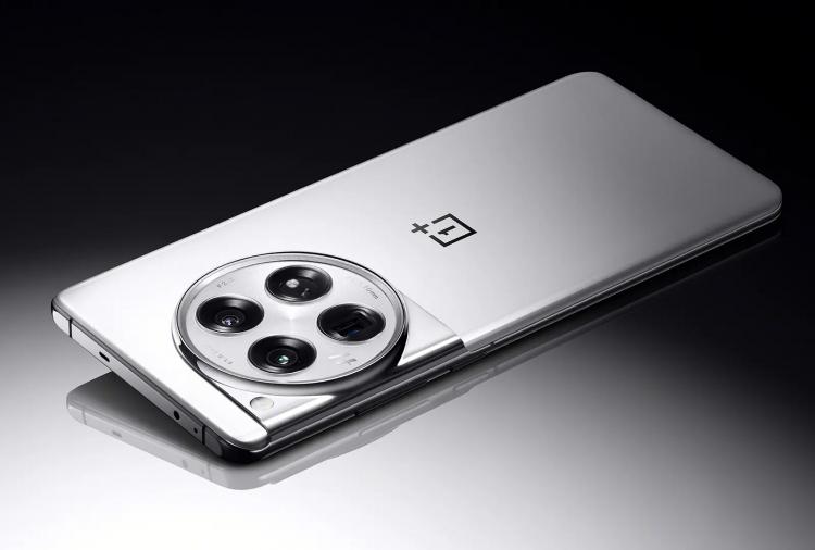 Официальные изображения и видео смартфона OnePlus 12 выйдут в начале декабря