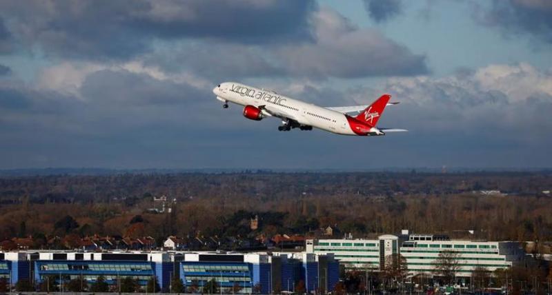 Пассажирский самолет Virgin Atlantic впервые перелетел через Атлантику на экологически чистом топливе