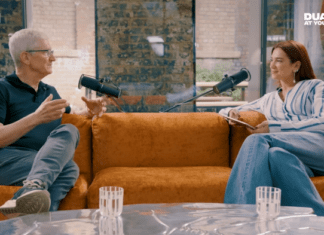 Подкаст с CEO Apple Тим Куком: использует ли Apple детский труд, Screen Time — функция, которой он сам пользуется, подробности личной жизни