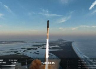SpaceX потеряла Starship через 9 минут после старта, а ракета Super Heavy взорвалась во время спуска в Мексиканский залив