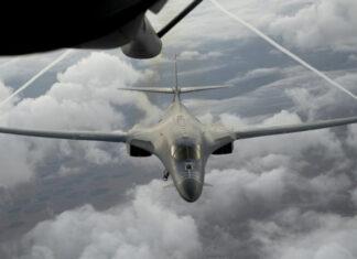 Стратегические бомбардировщики B-1B Lancer выполнили три миссии за восемь дней на Ближнем Востоке