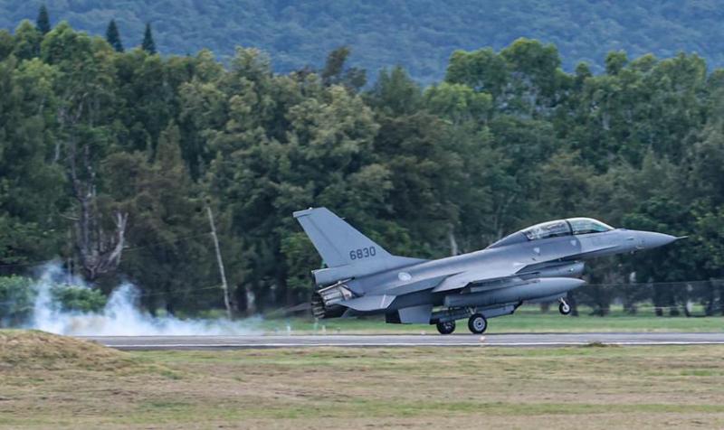 Тайвань завершает модернизацию 142 F-16 Fighting Falcon до конфигурации 70/72