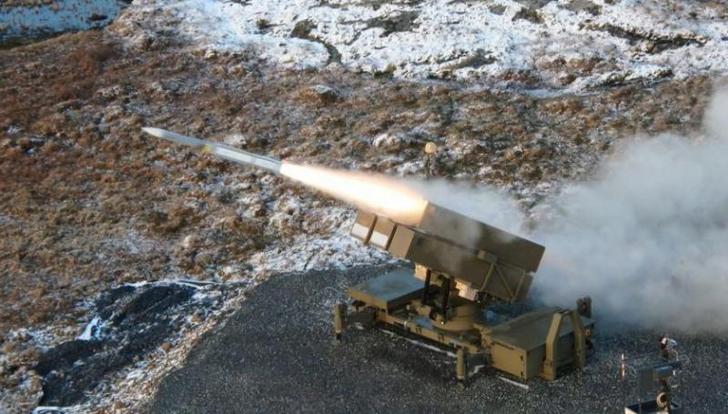 Зеленский: Украина получила дополнительные зенитно-ракетные комплексы NASAMS