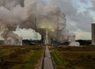 Европейская ракета Ariane 6 совершит первый испытательный полёт лишь летом 2024 года