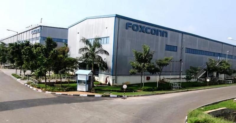 Foxconn инвестирует дополнительно $1 млрд в строительство нового завода в Индии для выполнения заказов Apple