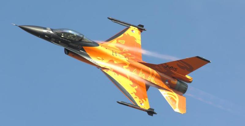 Нидерланды начали подготовку к передаче Украине 18 истребителей F-16