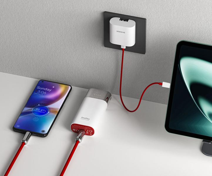 OnePlus Sharge Pouch: портативный блок питания 3-в-1, который вы еще не купите