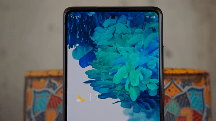 Samsung Galaxy S20 FE — легендарный флагман начального уровня продается всего за 6334 фунта стерлингов — самая высокая бюджетная цена за всю историю!