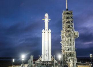SpaceX получила $155 млн на запуск секретного орбитального дрона Boeing X-37B с помощью ракеты Falcon Heavy