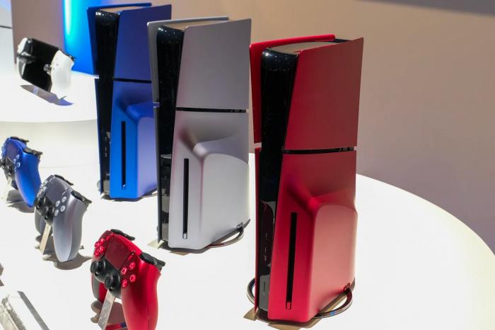 Новые цвета PS5 Slim: Sony показала синюю, красную и серебристую консоль. Вы можете обновить существующий!