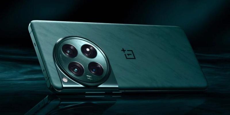 OnePlus 12 гораздо более популярен, чем OnePlus 11: предварительные заказы на 212% выросли по сравнению с прошлогодней флагманской моделью