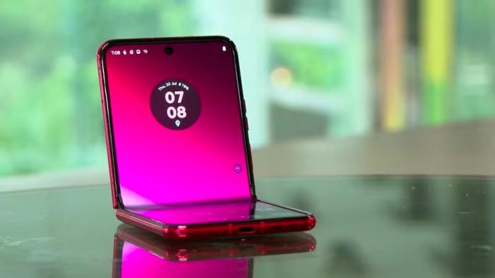 Рендеринг складного смартфона Motorola Glory — преемника Razr 40 Ultra