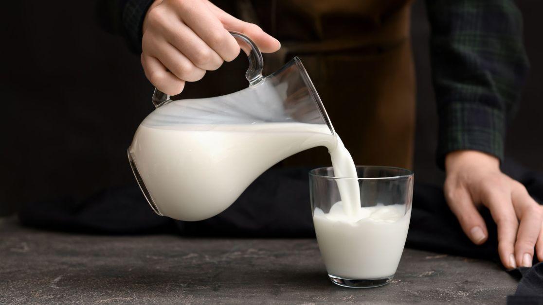 Удивительные способы использования молока в быту