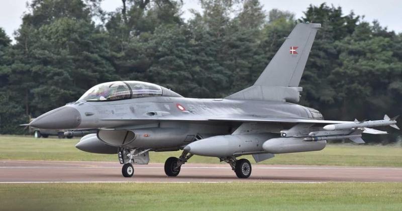 США планируют предоставить Аргентине в долг часть средств на закупку самолетов и ракет F-16
