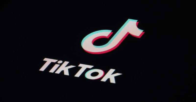 TikTok вербует подростков для защиты платформы в США