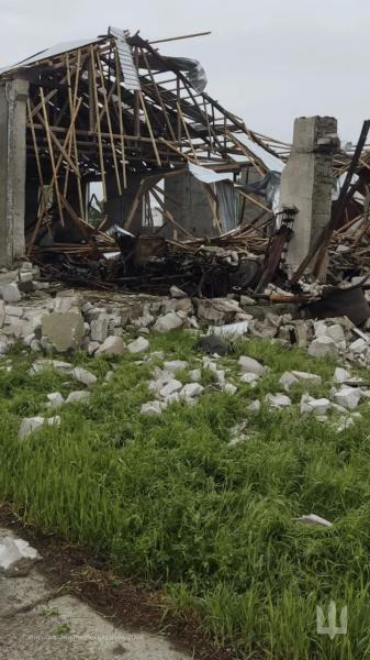 Дроны ударили по ферме в Одесской области: повреждены склады и техника