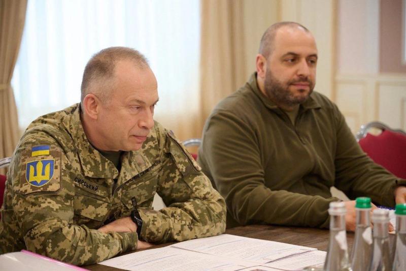 Командующий обороны Дании и Сырский провели разговор о поддержке ВСУ