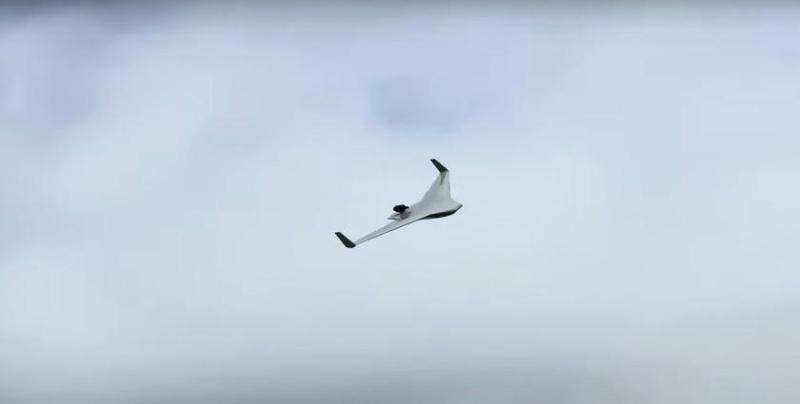 EOS Technologie представила Veloce 330: реактивный БПЛА с технологией вертикального взлёта и посадки, который может развивать скорость до 400 км/ч