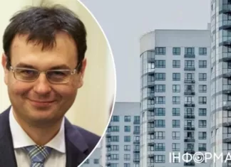 Пять квартир, два дома, девять участков: журналист рассказал, чем владеет мать Гетманцева