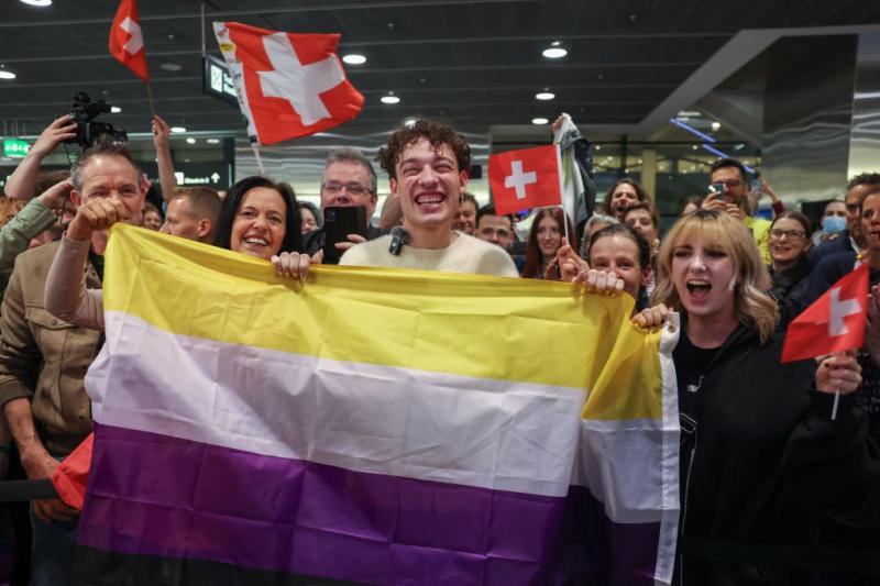 Пришлось пронести флаг контрабандой: по окончанию Евровидения начался политический скандал