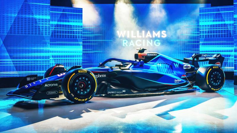 Новости F1: Williams предлагает гонщику Ferrari Карлосу Сайнсу контракт на четыре года