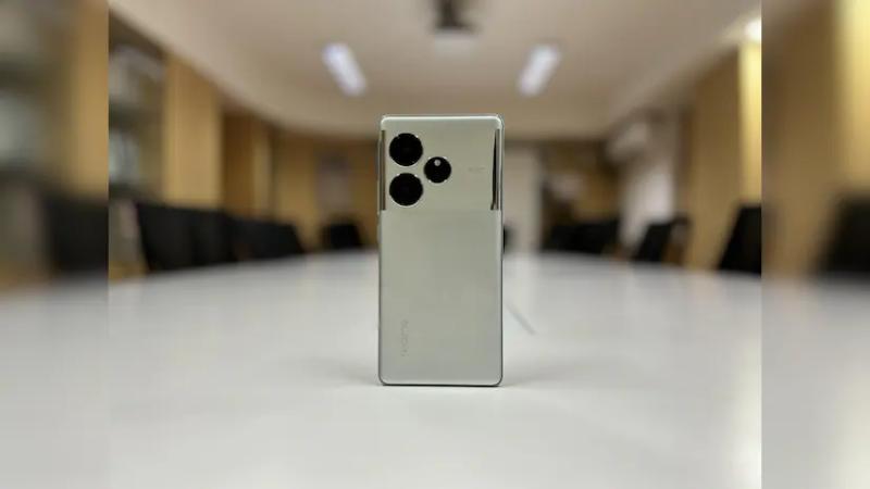 Realme GT6: Директор по маркетингу Realme, Сюй Ци Чейз делится фото, снятыми на новый смартфон (фото)