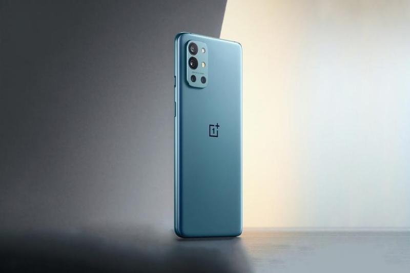 Пользователи OnePlus 9R начали получать новое обновление OxygenOS