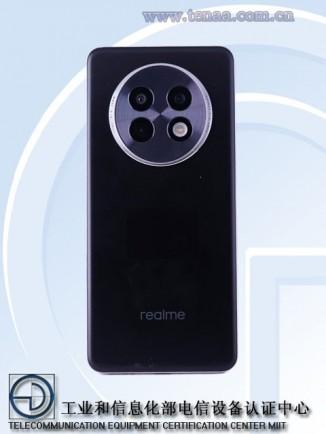 Смартфон Realme 13+ получил сертификацию