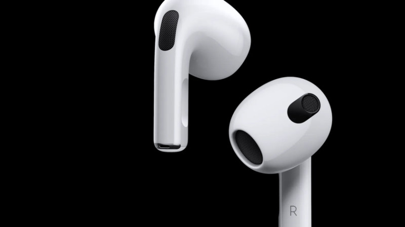 В сентябре Apple представит две версии AirPods 4 с USB-C, активным шумоподавлением и без него