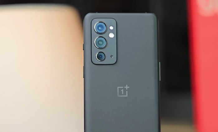 Легендарный OnePlus 9RT от 9380 с промокодом от Androprice. Лучший флагман за копейки!