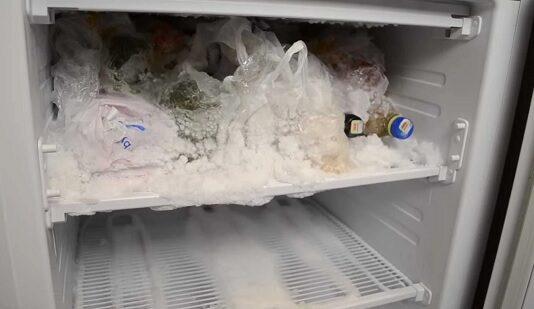 Как часто надо размораживать холодильник?