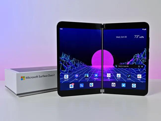 Microsoft выпускает последнее обновление Android 12 для смартфона с двумя дисплеями Surface Duo 2