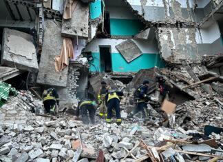 Российская армия ударила по Сумам: два человека погибли