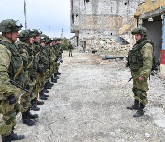 Россияне в панике бегут из Сирии, оставляя повстанцам военную технику, – ГУР