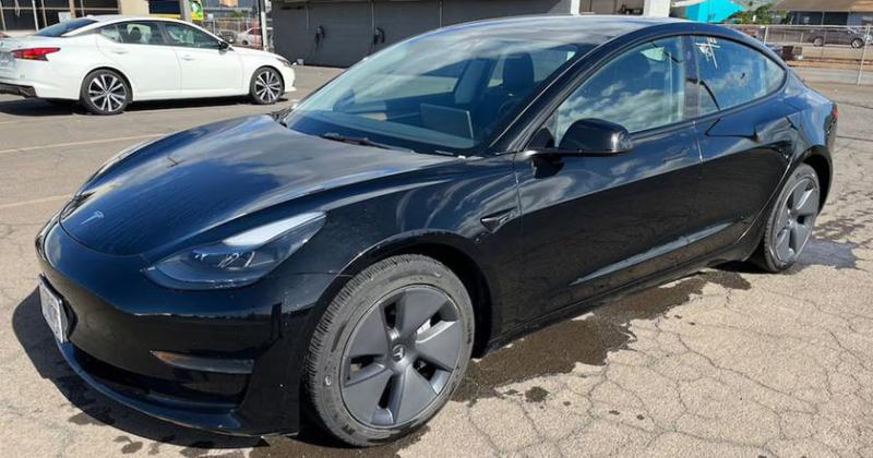 Tesla Model 3 с пробегом и не только: Hertz предлагает своим клиентам выкупить арендованный электромобиль