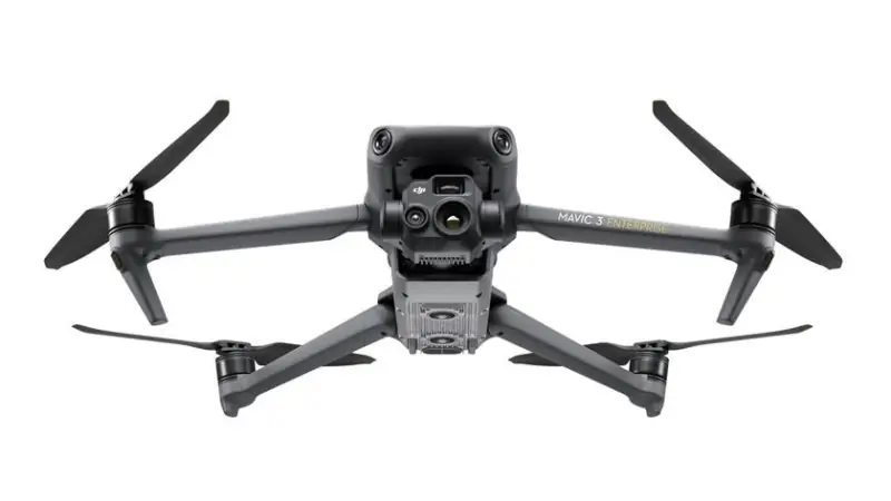 DJI Mavic 4 Pro появился в новой утечке видео с 6-кратным зумом и поддержкой вертикального видео