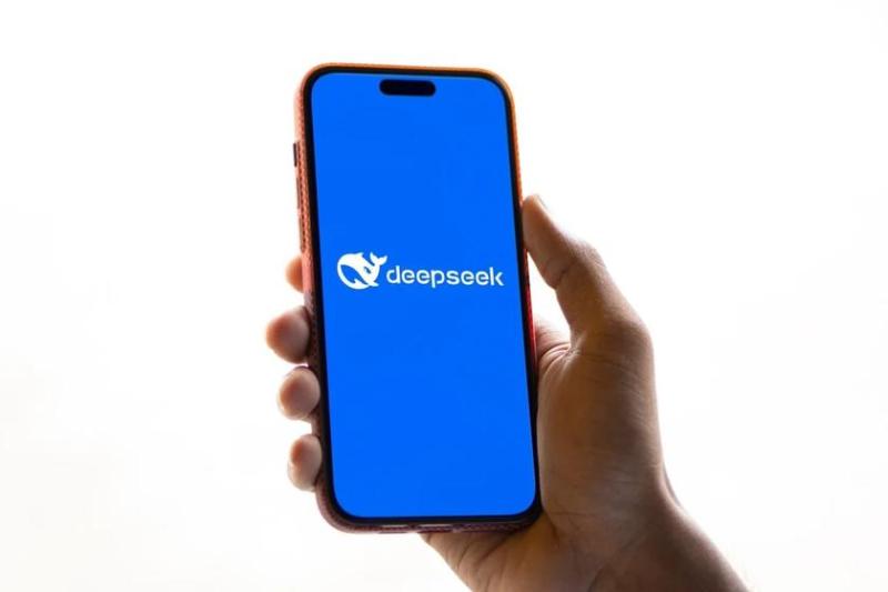 Хайп вокруг DeepSeek: китайские акции взлетели из-за безосновательных слухов